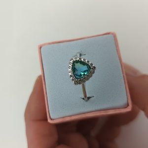 Fragrant Jewels Size 10 Ring Halo Triangle Blue Poppy NWOT